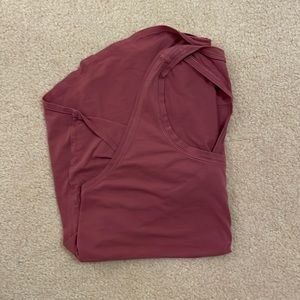 Lululemon tank!